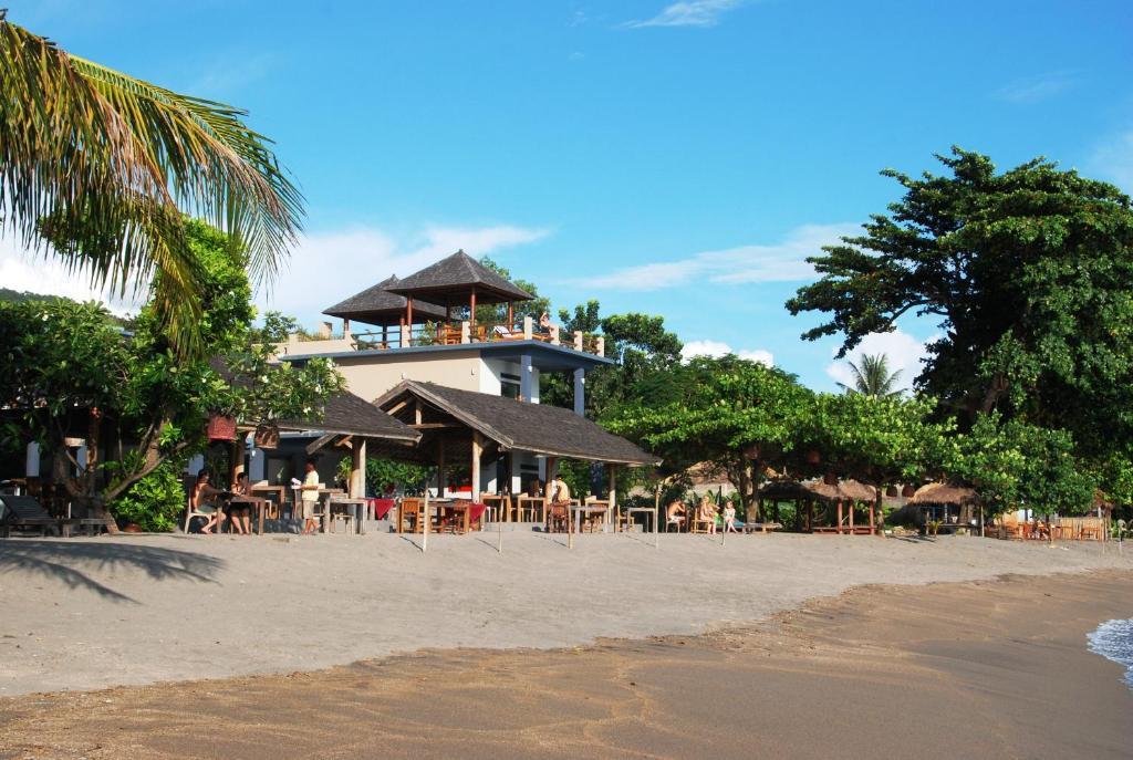 Cafe Alberto B&B Senggigi Esterno foto