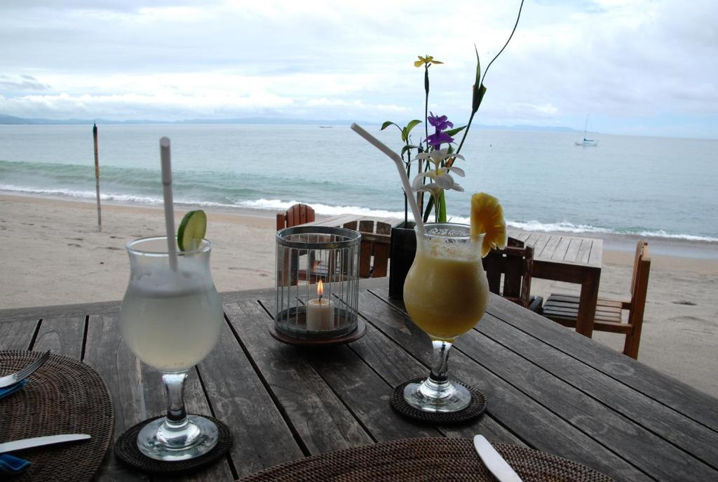 Cafe Alberto B&B Senggigi Esterno foto