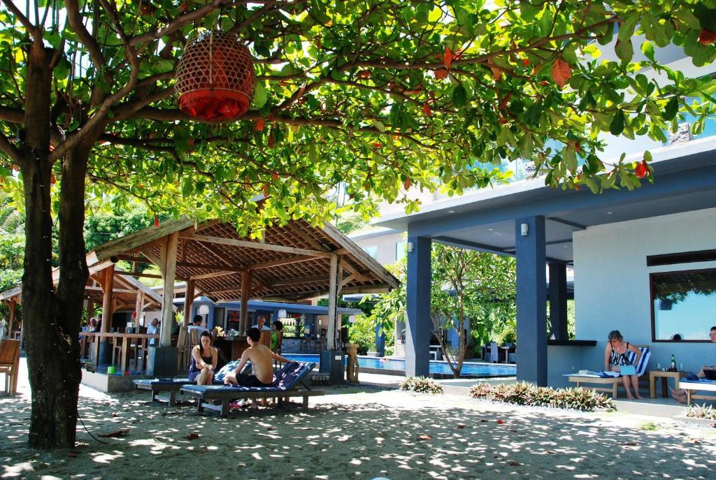Cafe Alberto B&B Senggigi Esterno foto
